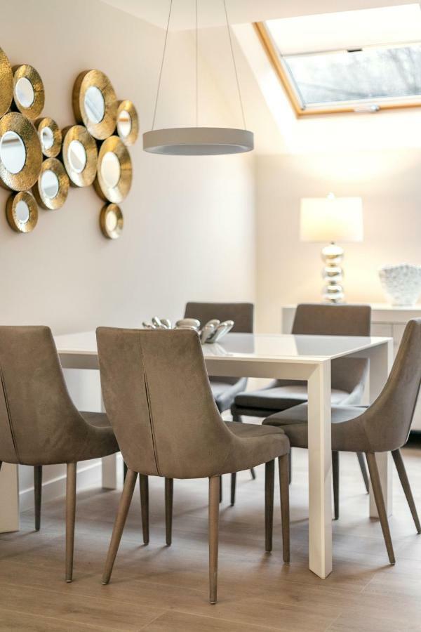 Luxury For Everyone - Hills Park Lux Apartments 1 VNO Eksteriør billede