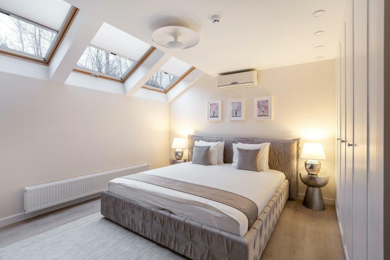 Luxury For Everyone - Hills Park Lux Apartments 1 VNO Eksteriør billede