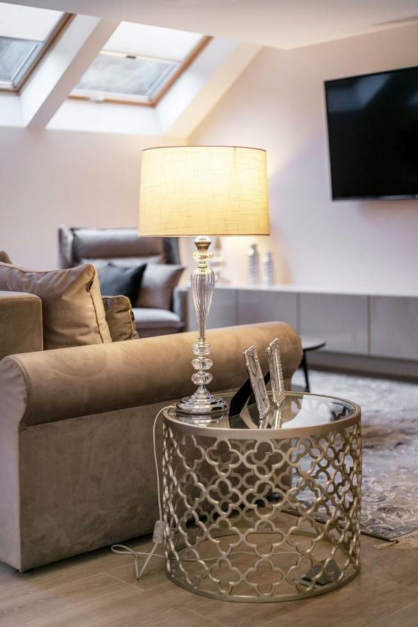 Luxury For Everyone - Hills Park Lux Apartments 1 VNO Eksteriør billede