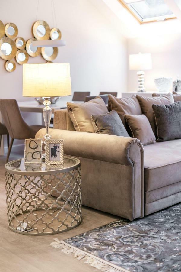 Luxury For Everyone - Hills Park Lux Apartments 1 VNO Eksteriør billede
