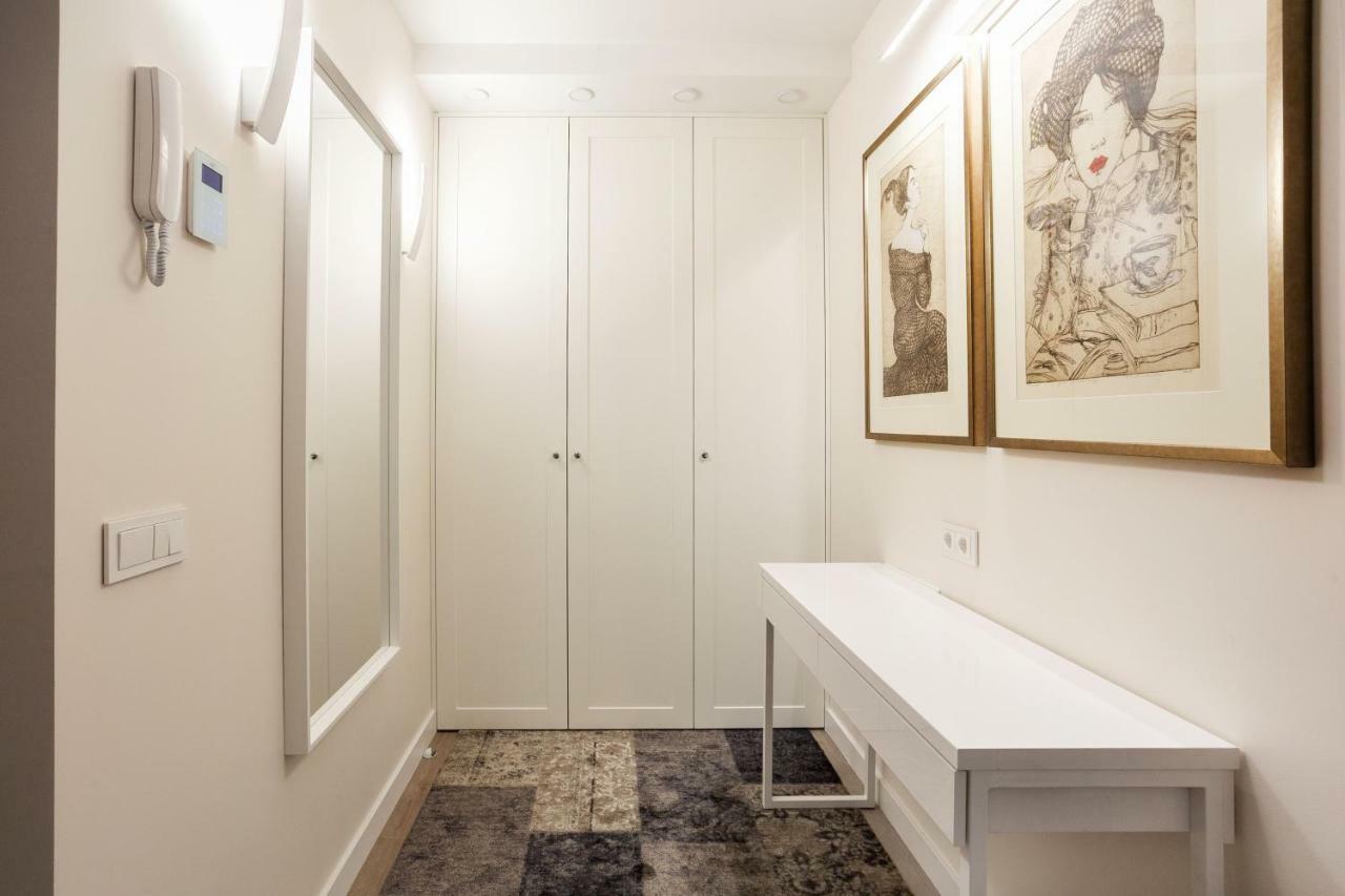 Luxury For Everyone - Hills Park Lux Apartments 1 VNO Eksteriør billede